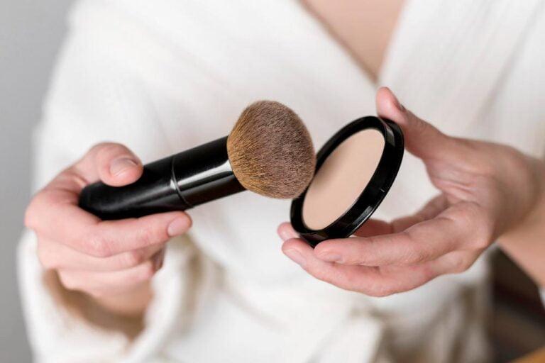 How to Select the Right Regular Makeup Brush