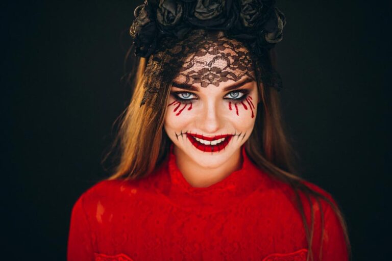 Elegance Behind the Mask: Masquerade Ball Makeup Ideas